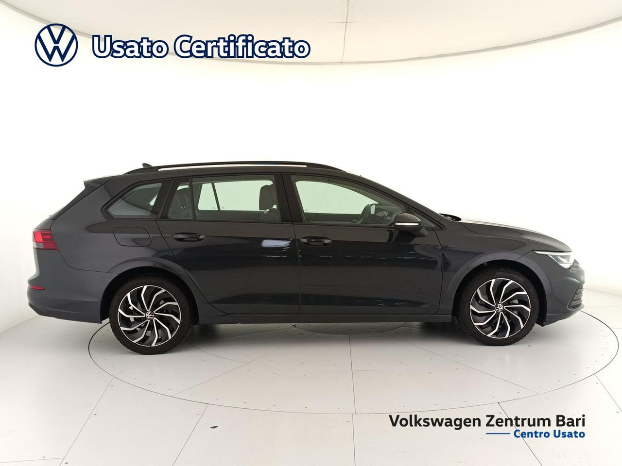 Volkswagen Golf variant 2.0 tdi life 150cv dsg