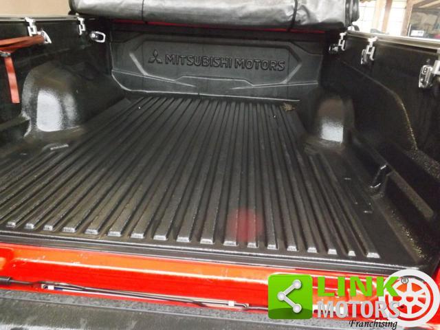 MITSUBISHI L200 2.3 D Club Cab 4x4 Super Select Intense