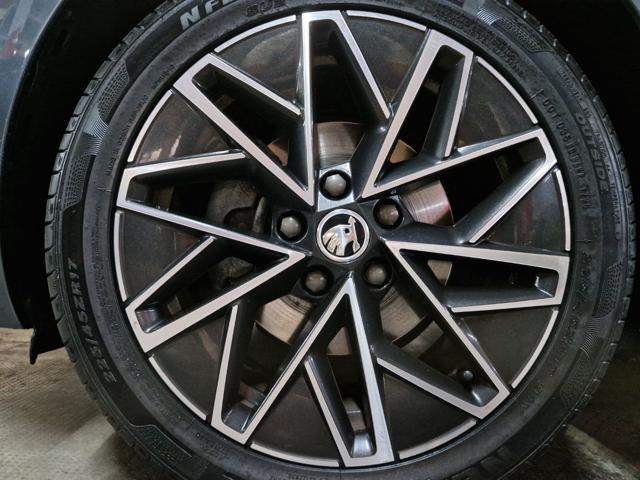 SKODA Octavia 1500 EXECUTIVE DSG G-TEC CV.130 NAVI+17' UNIPROP