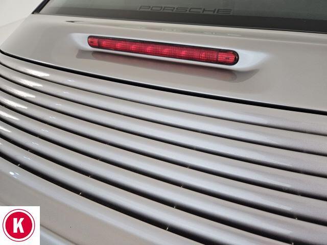 Porsche 911 Carrera 4S cat Coupé