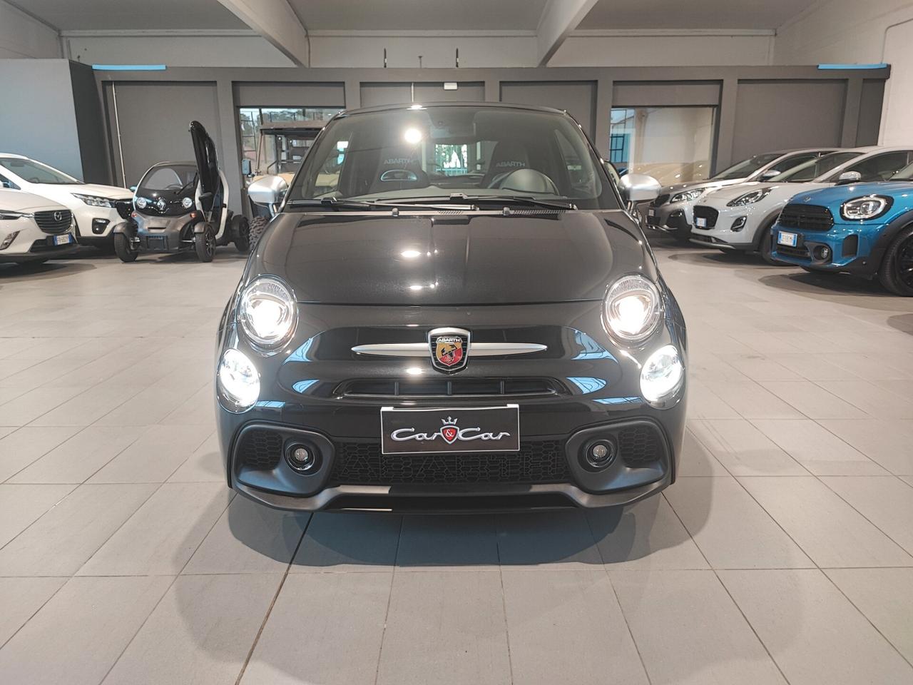 Abarth 595 1.4 T-Jet 165CV • Cerchi 17’’ • Scarico sportivo • Fari Bi-Xeno
