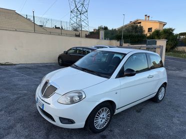 Lancia Ypsilon 1.4 Unyca Ecochic GPL