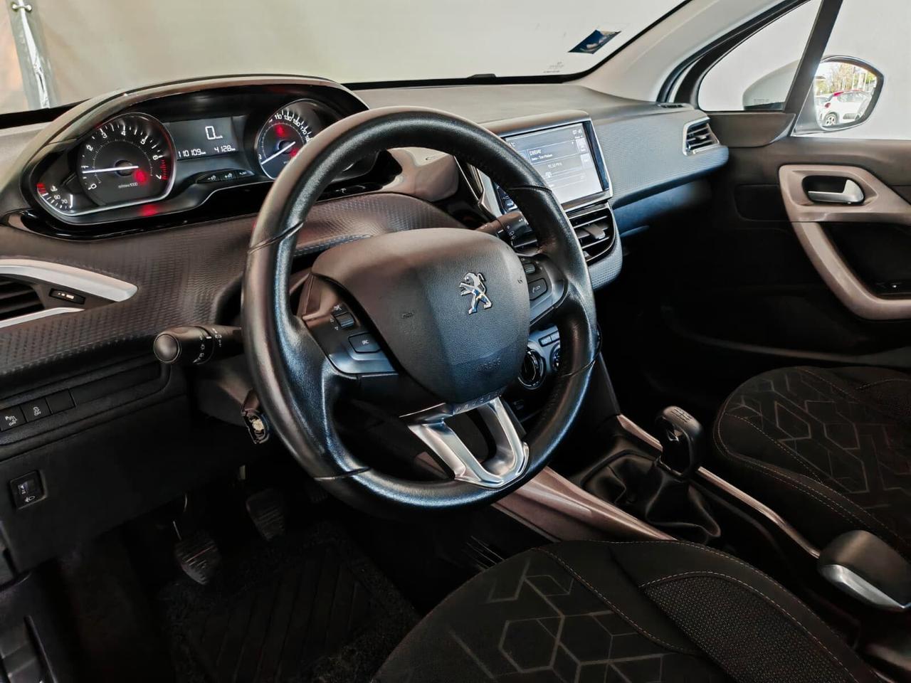 Peugeot 2008 PureTech 82 Allure