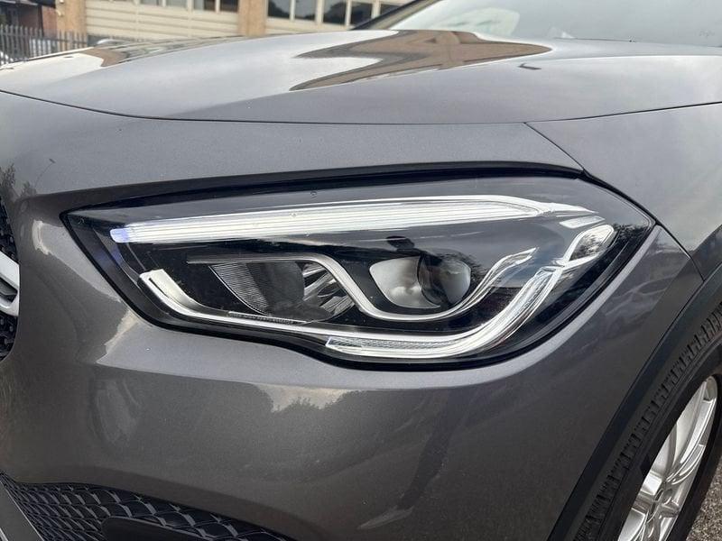 Mercedes-Benz GLA 180 Business Extra auto