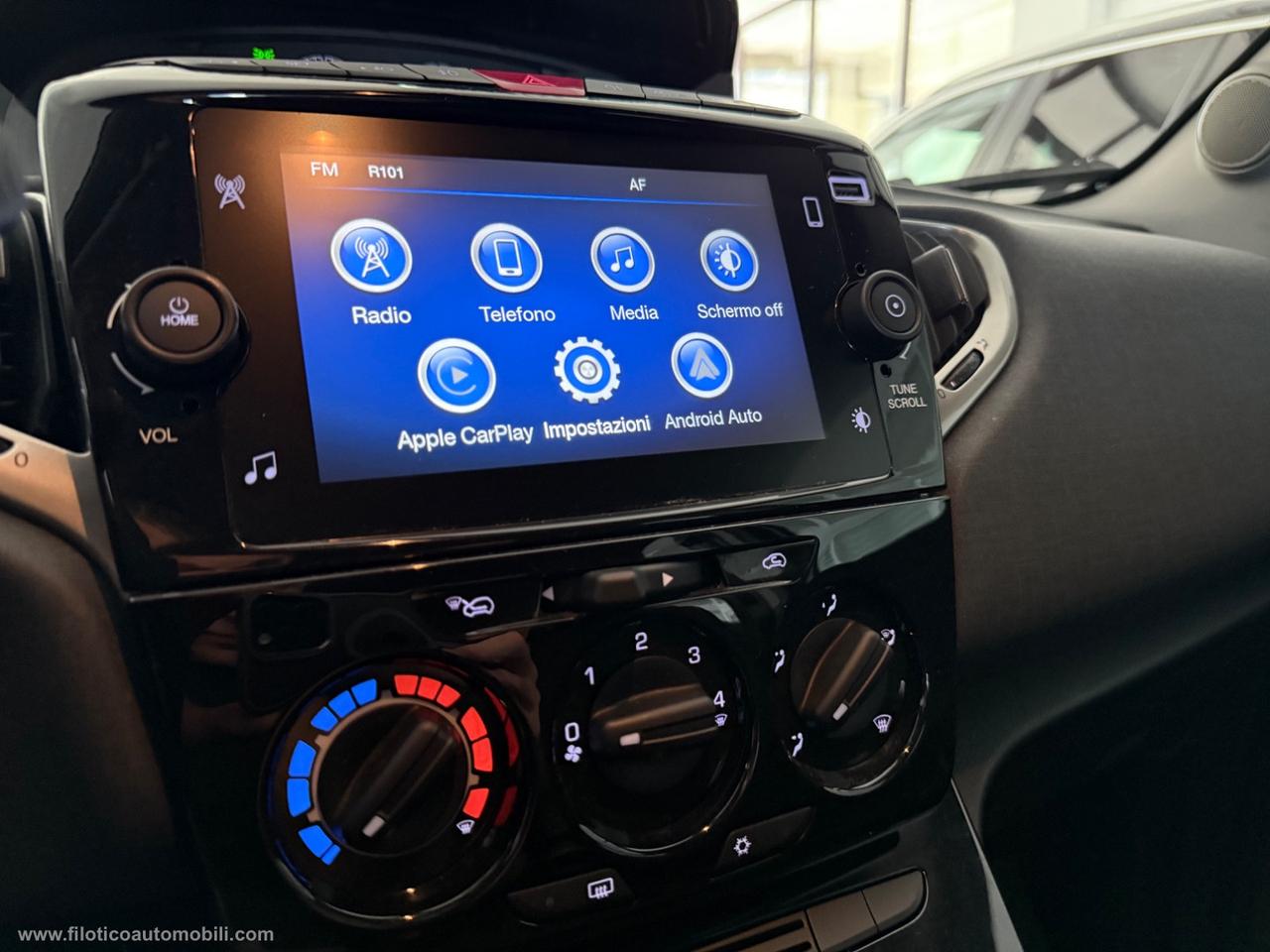 LANCIA Ypsilon 1.0 FireFly 5p.S&S Hybryd Gold 5 POSTO - CARPLAY