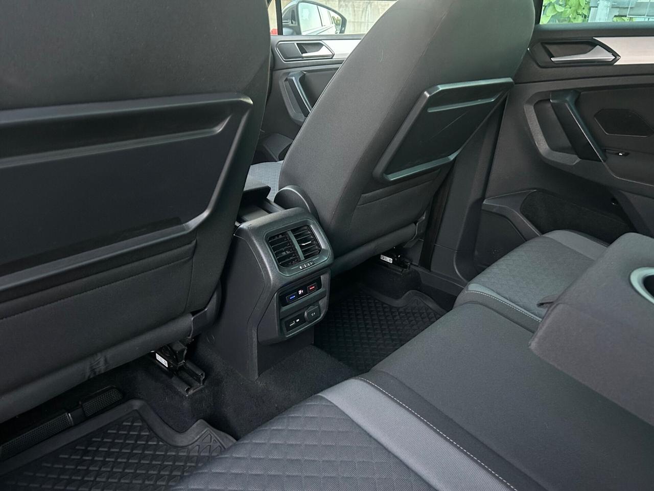 Volkswagen Tiguan 2.0 TDI 150CV 2018 SPORT TECHNOLOGY