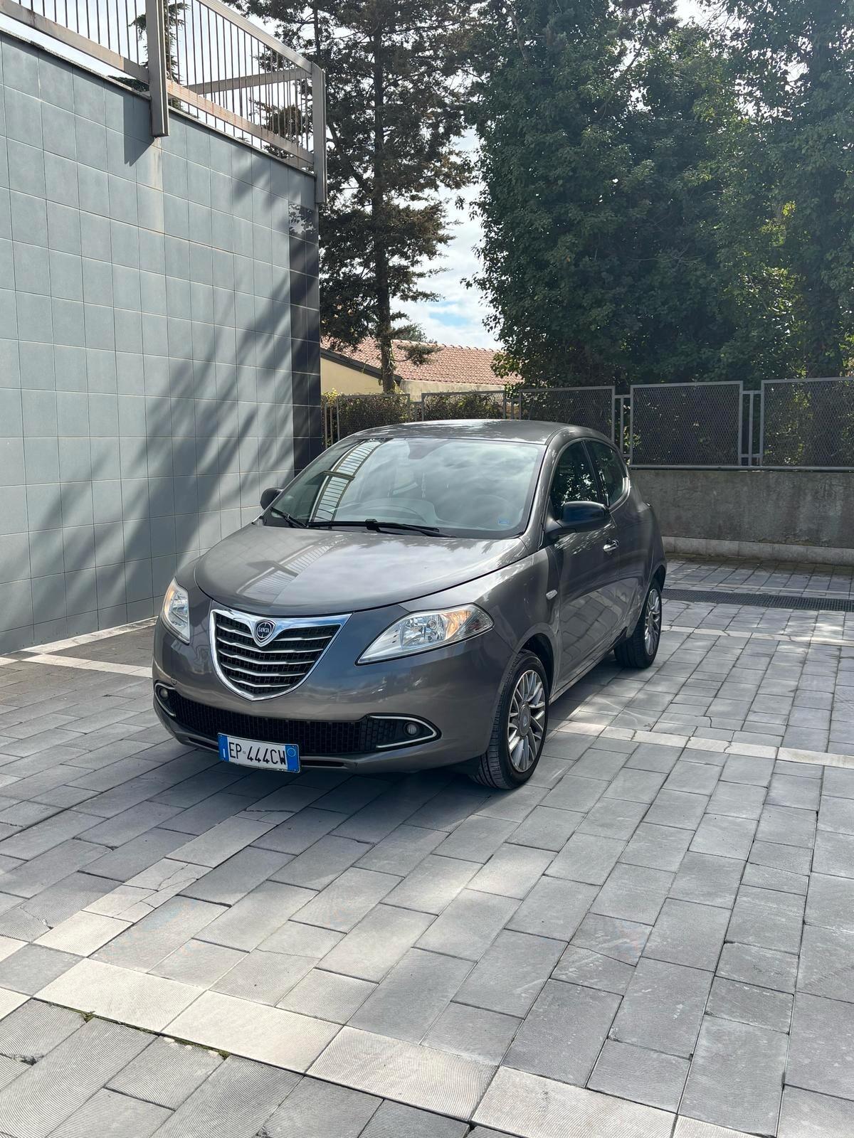 Lancia Ypsilon 1.3 mtj