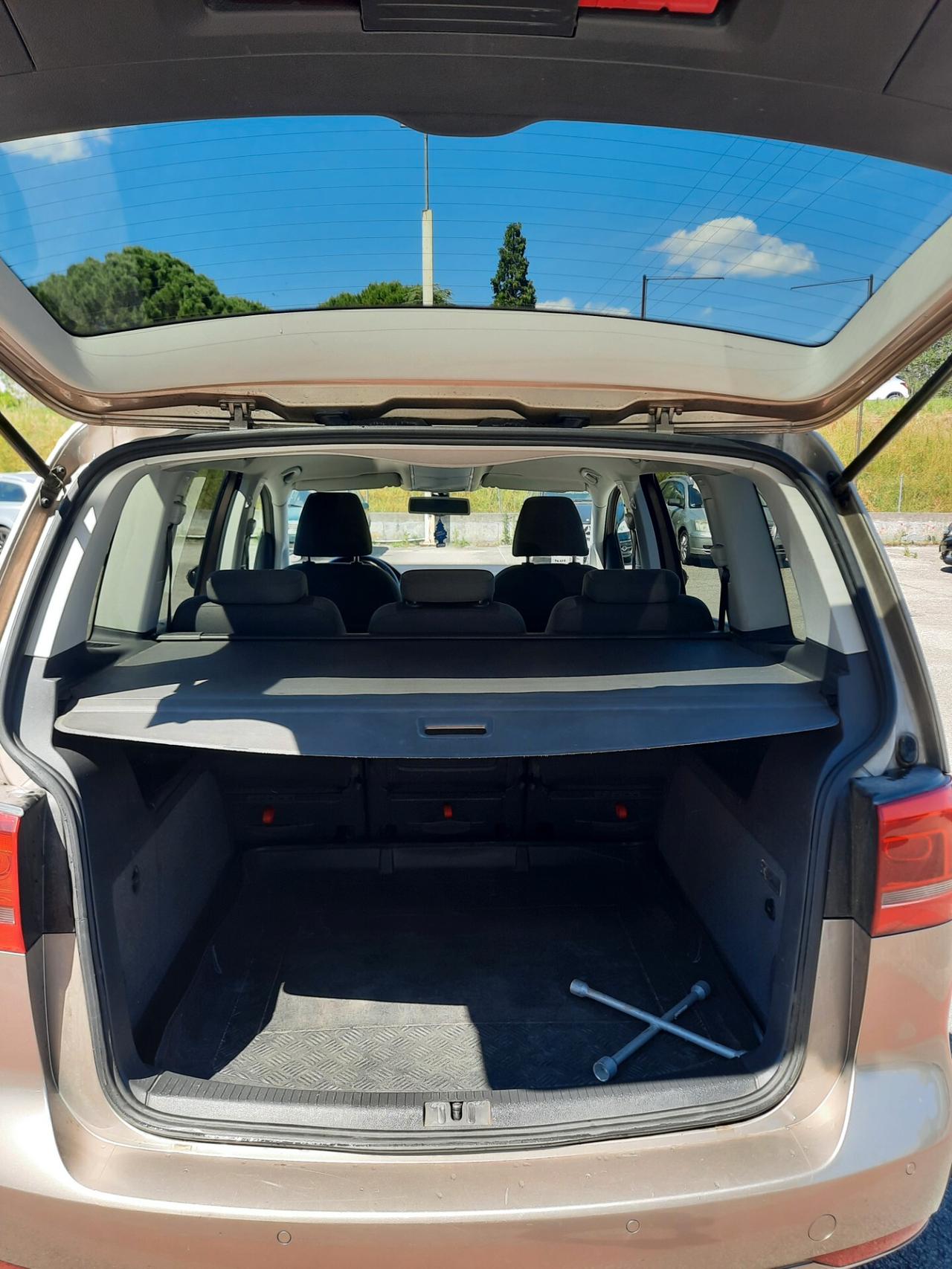 Volkswagen Touran Business 1.6 TDI Comfortline