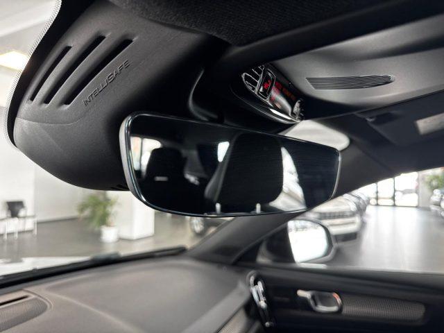 VOLVO XC40 2.0 D3 150 CV Geartronic R-design