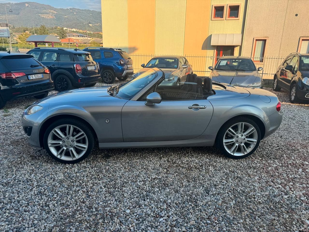 Mazda MX-5 ROADSTER 1.8 - HARD TOP