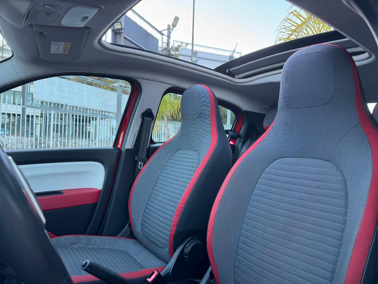 Renault Twingo SCe Stop&Start 1.0 70CV Cabrio