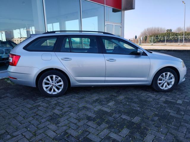 Skoda Octavia Octavia Wagon 1.5 g-tec Executive 130cv dsg