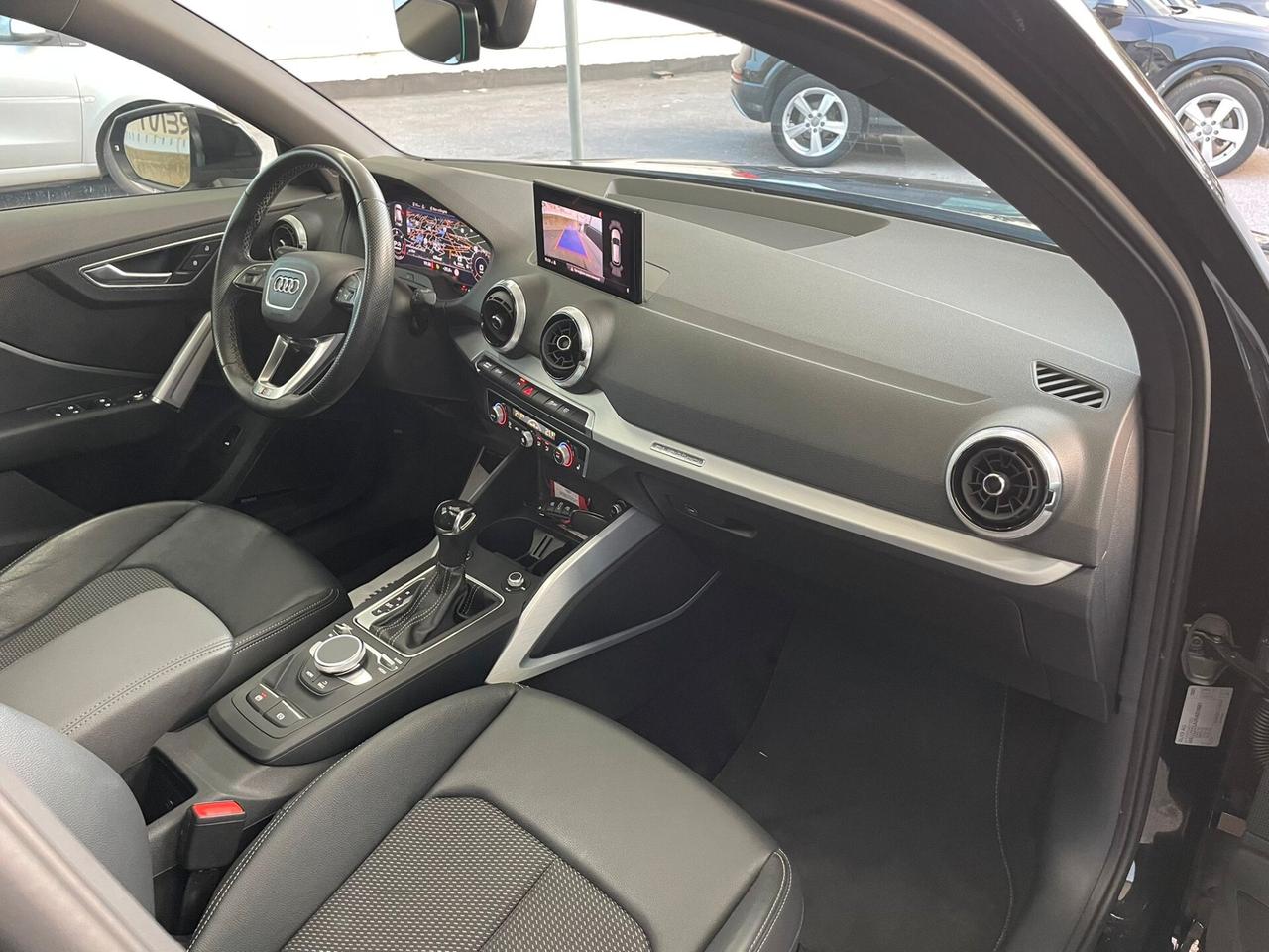 Audi Q2 35 TDI quattro S tronic Identity Black