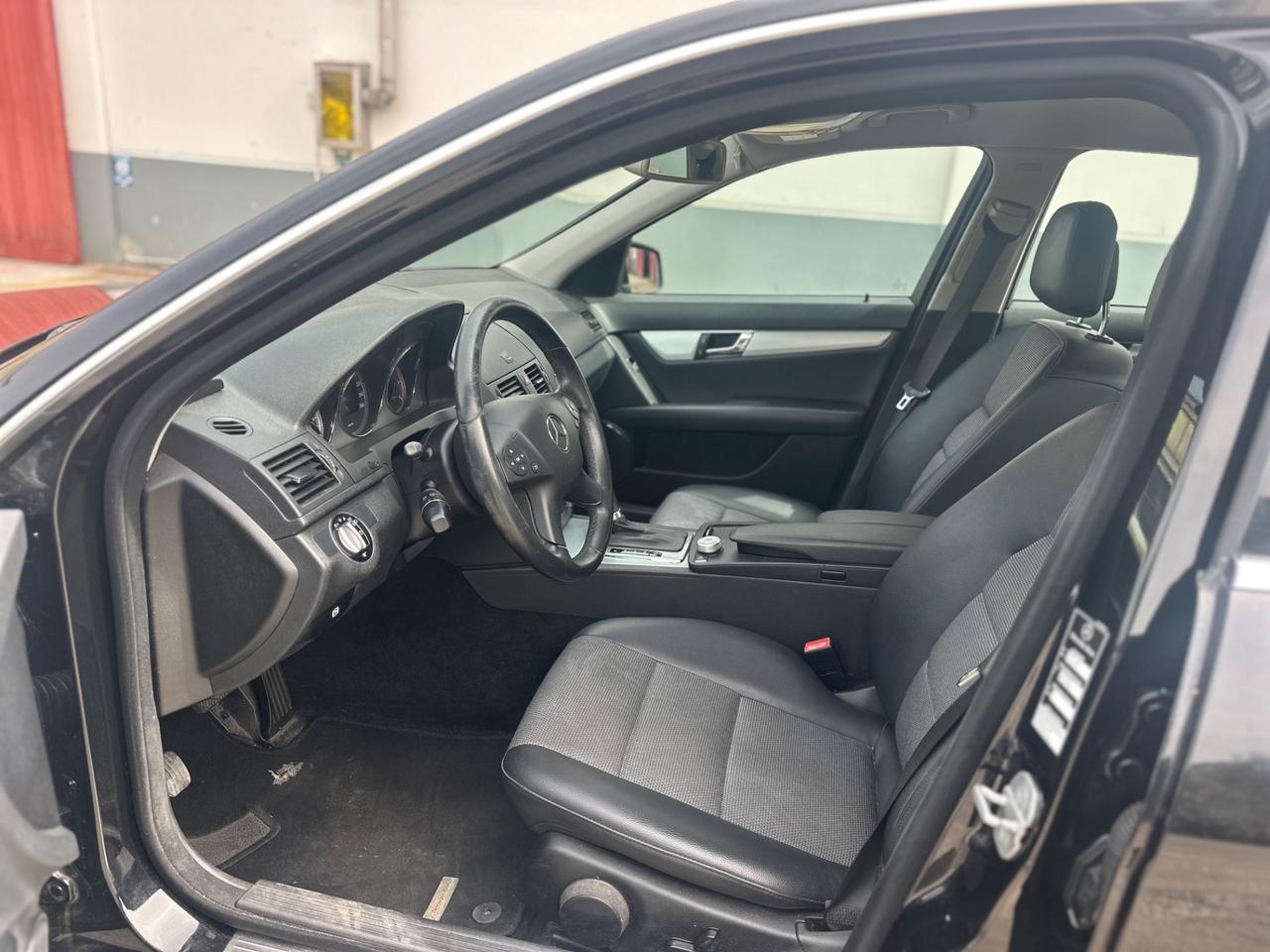 Mercedes-benz C 220 CDI BlueEFFICIENCY Elegance