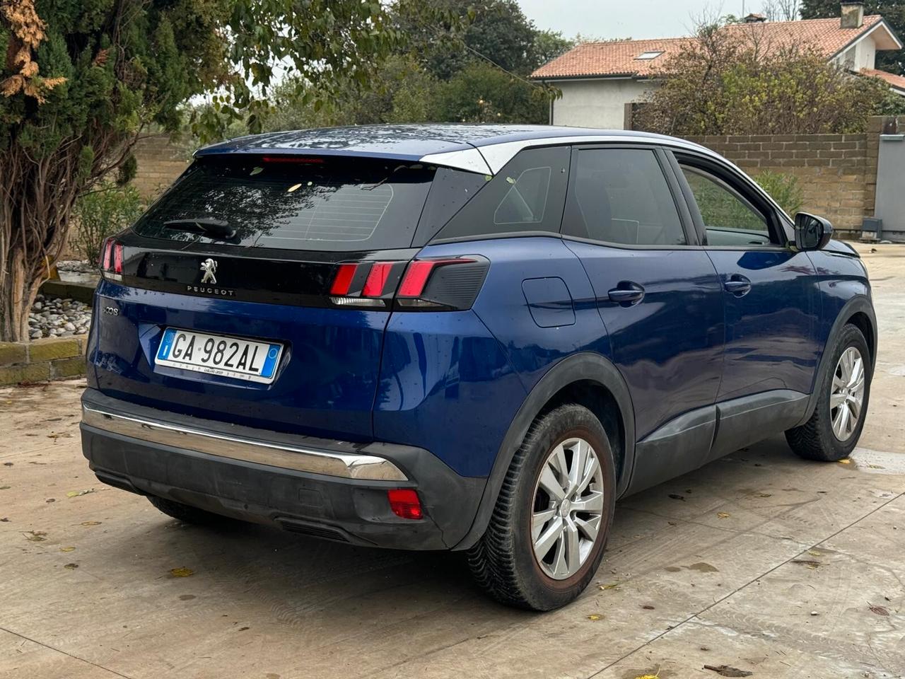 Peugeot 3008 BlueHDi 130 S&S EAT8 Allure