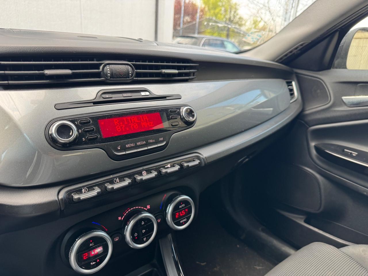 Alfa Romeo Giulietta 1.6 JTDm-2 105 CV Exclusive