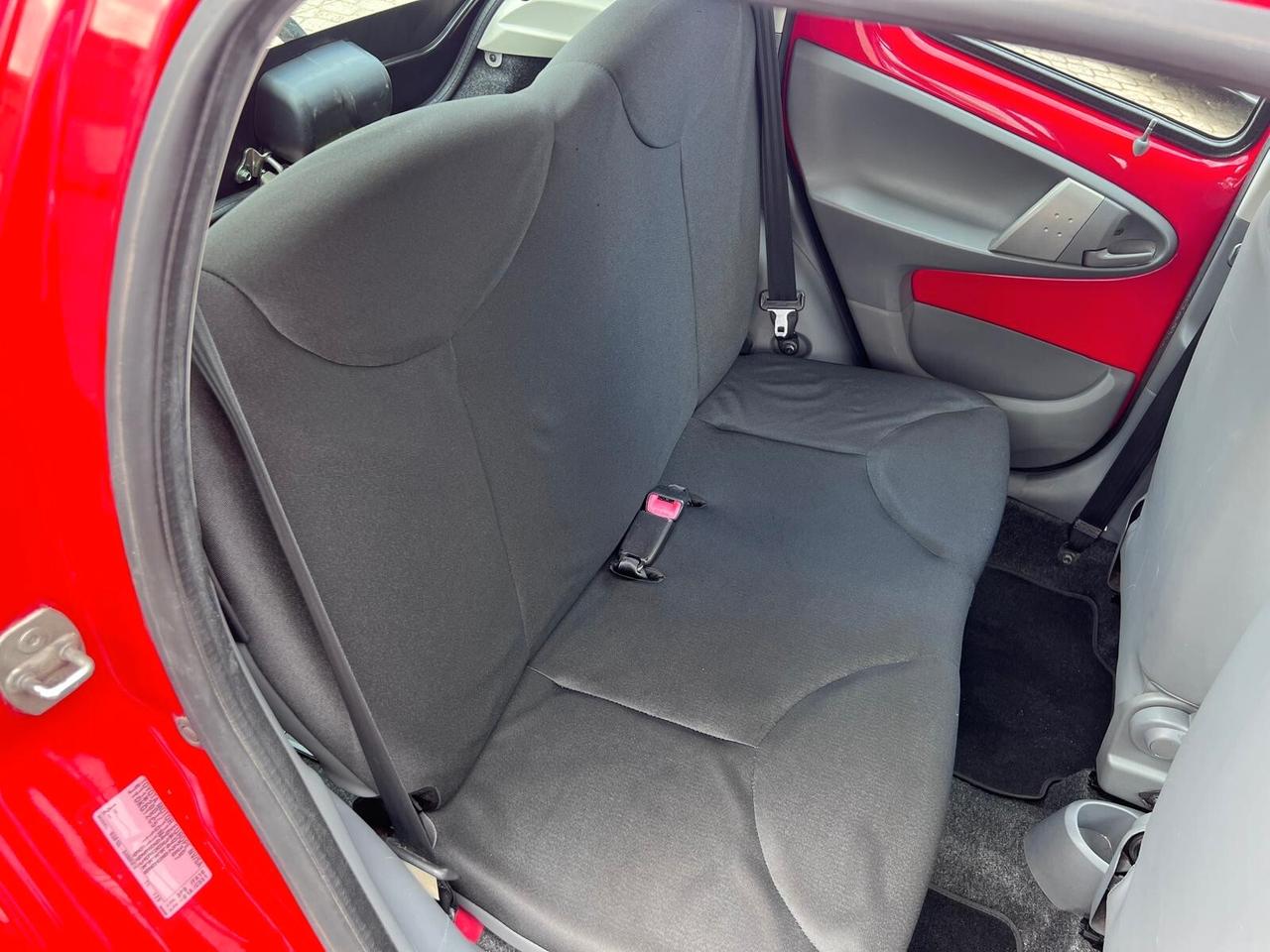 Toyota Aygo 1.0 12V VVT-i 5 porte Now