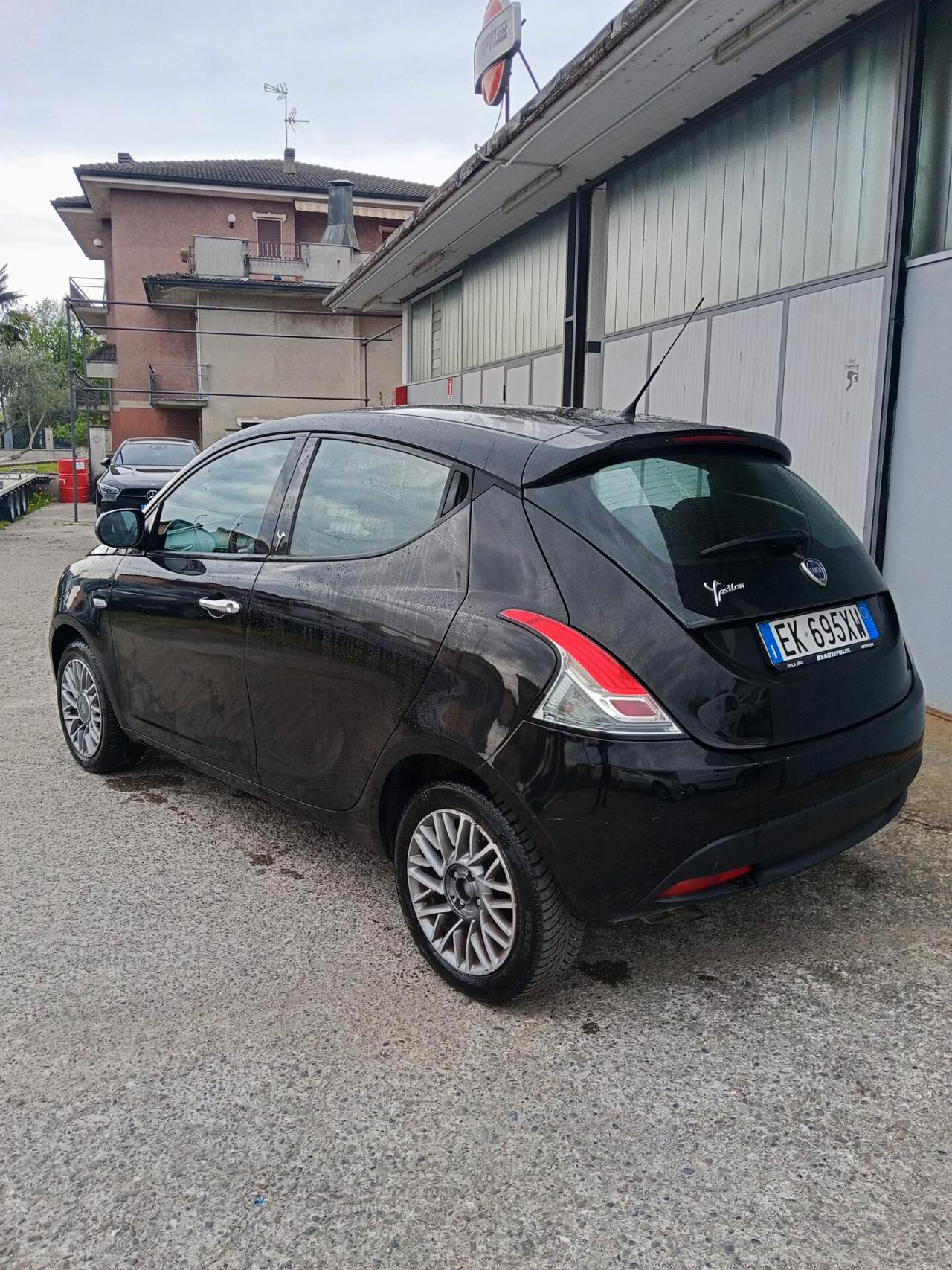 Lancia Ypsilon 1.3 MJT 16V 95 CV 5 porte S&S Platinum