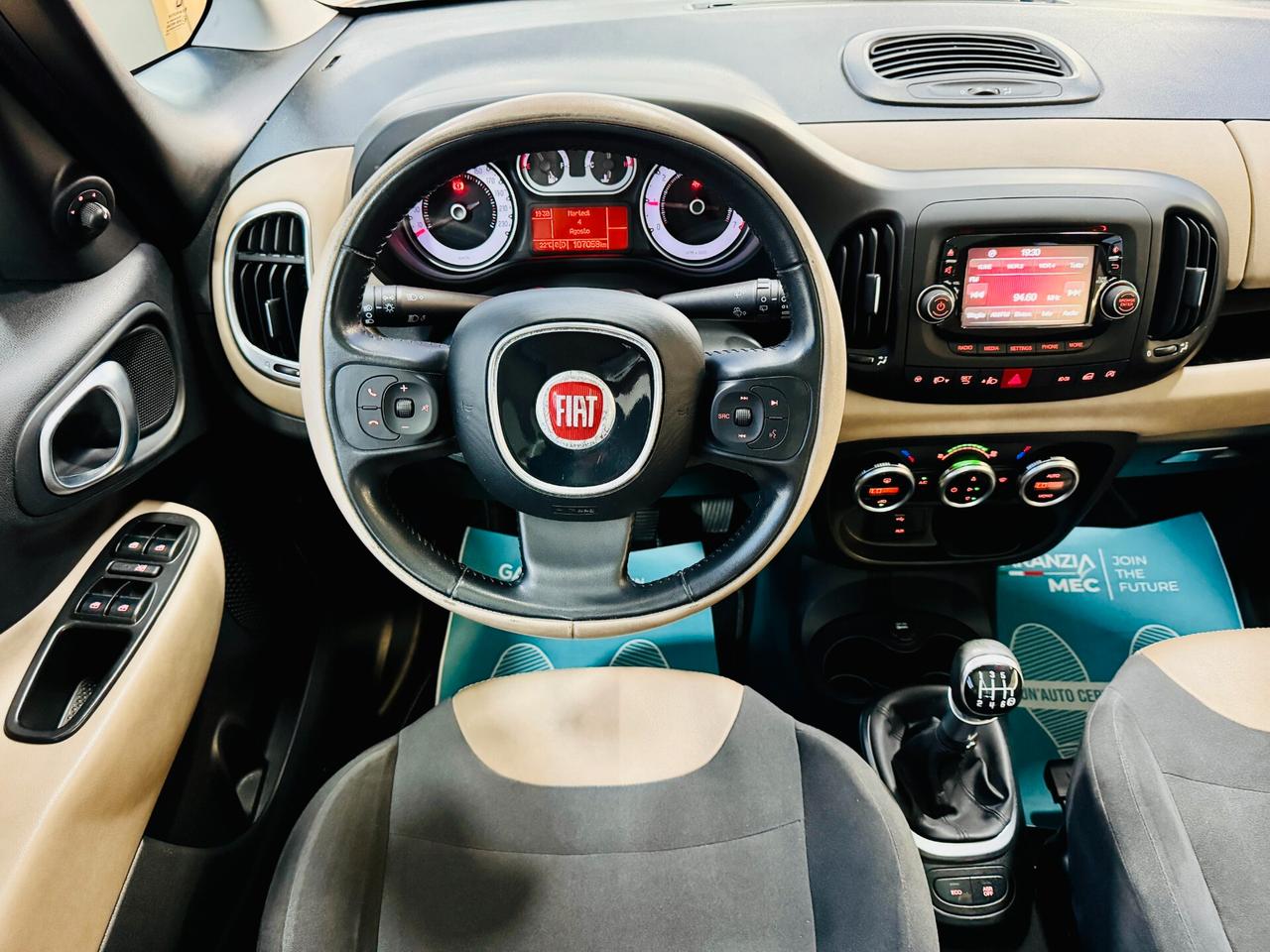 Fiat 500L 105CV 0.9 TwinAir Lounge / Pano / Touch