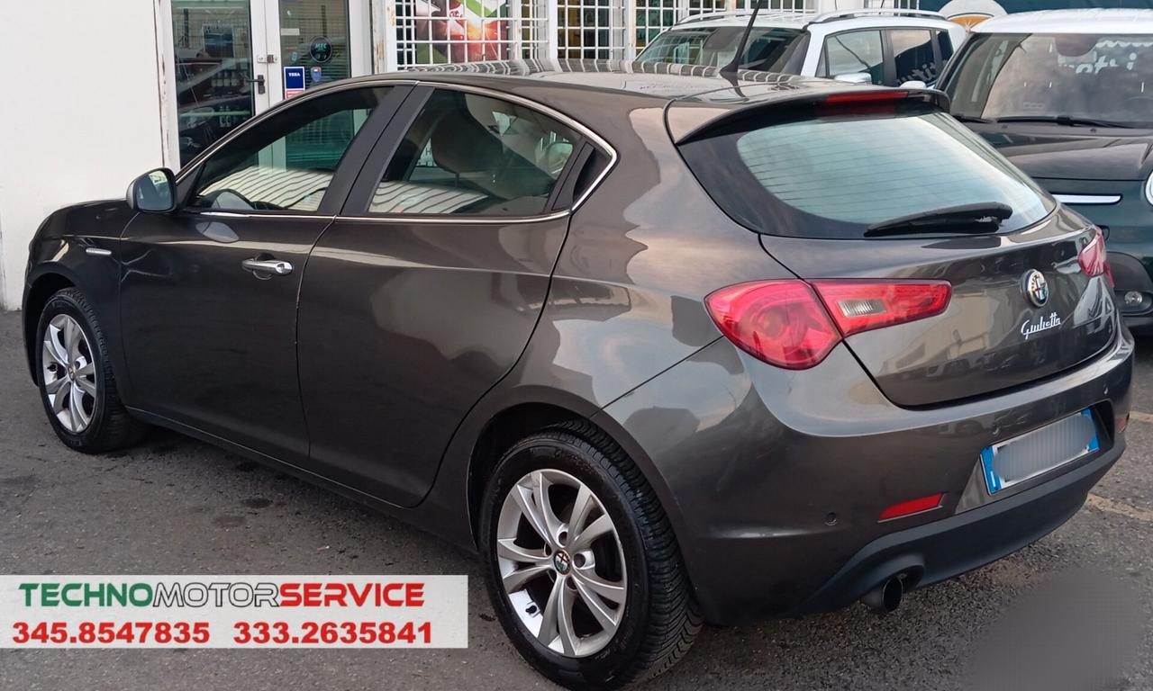 Alfa Romeo Giulietta 1.6 JTDm-2 105 CV Distinctive