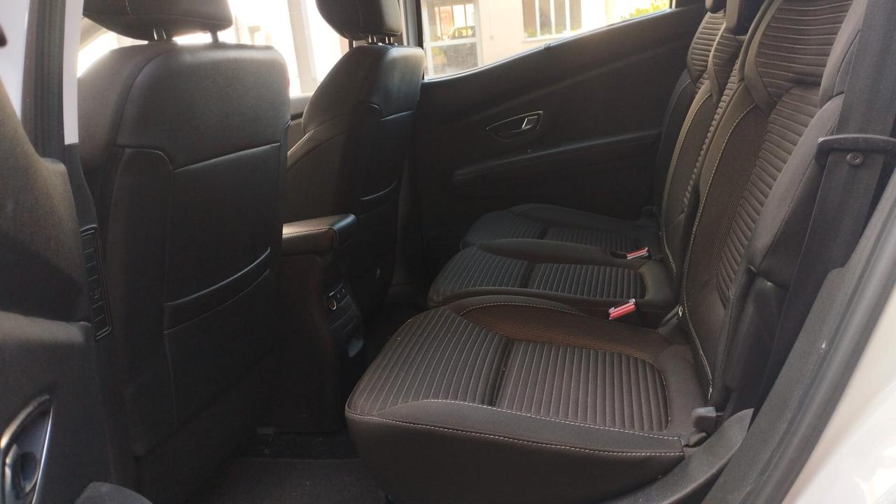 Renault Scenic Scénic Blue dCi 120 CV Initiale Paris