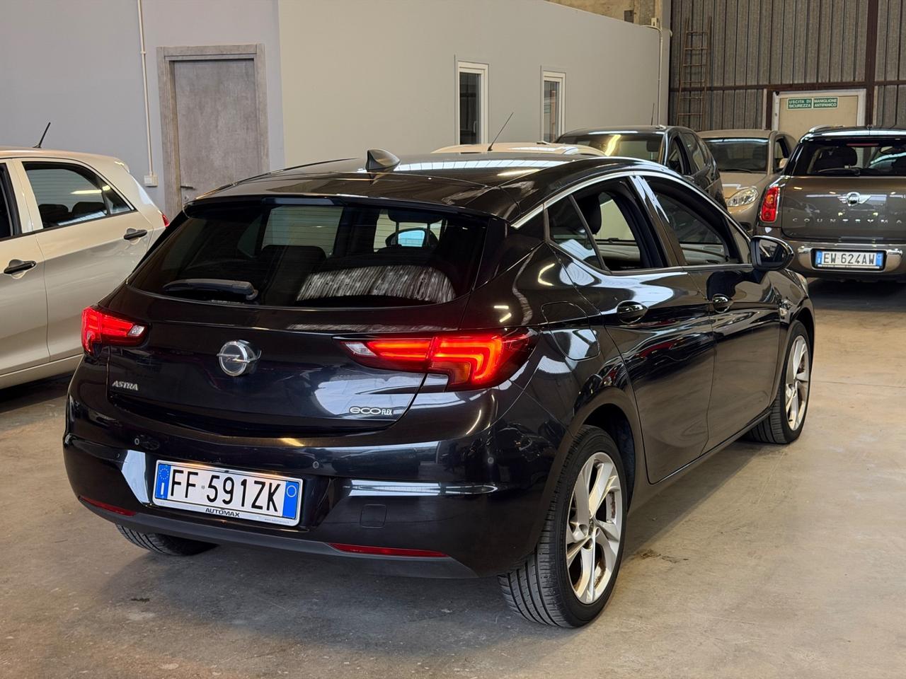Opel Astra 1.0 Turbo ecoFLEX Start&Stop 5 porte Innovation