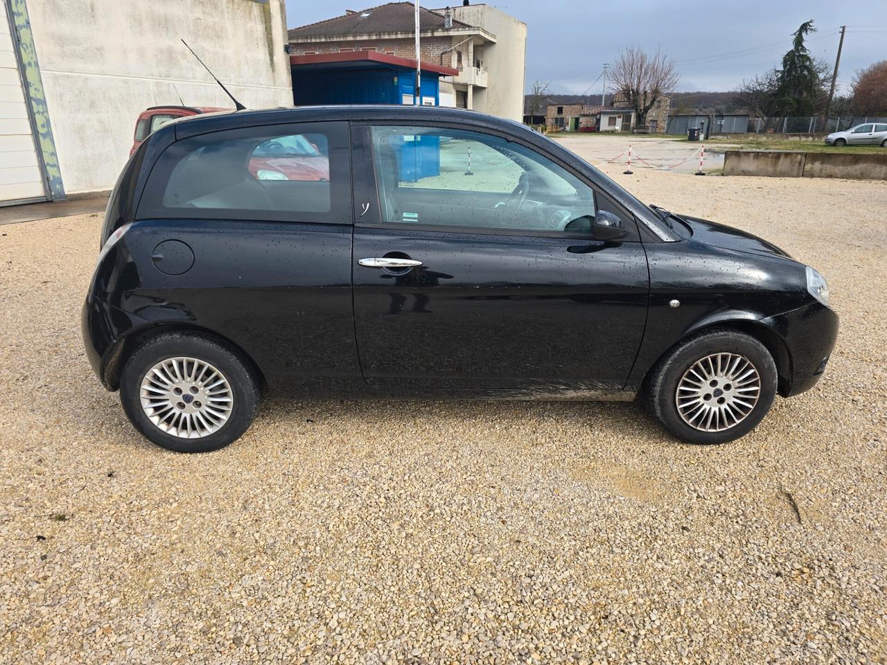 Lancia Ypsilon 1.2 Argento benzina 51kw