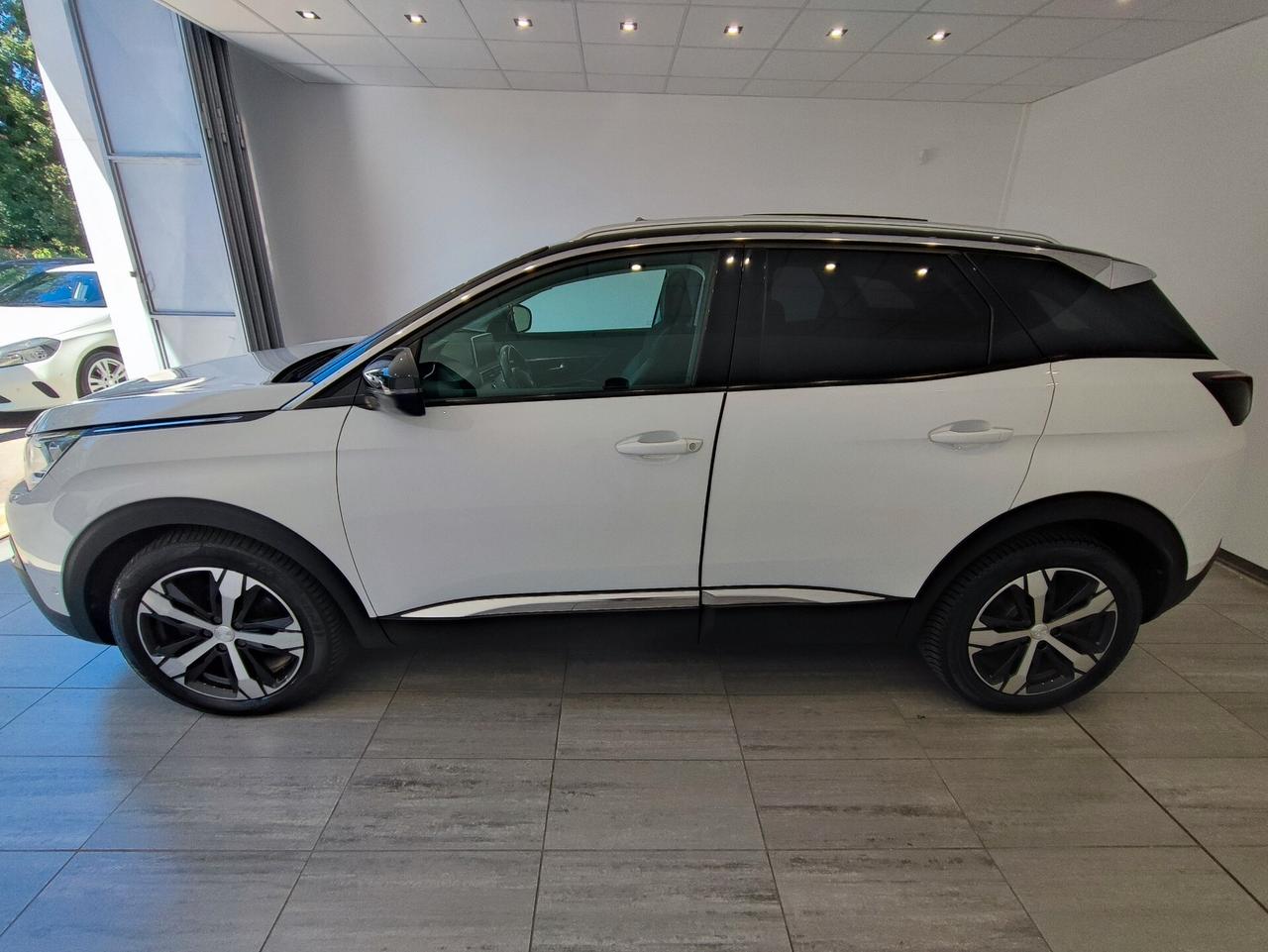 Peugeot 3008 BlueHDi 130 S&S EAT8 Allure