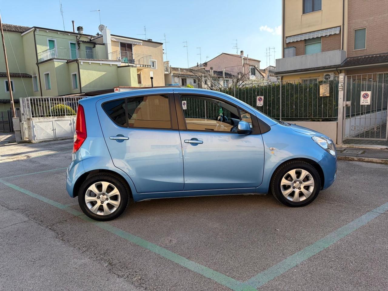 Opel Agila benzina neopatentati multispazio