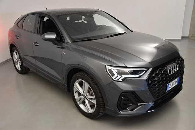 Audi Q3 Q3 SPB 40 TFSI quattro S tronic S line edition