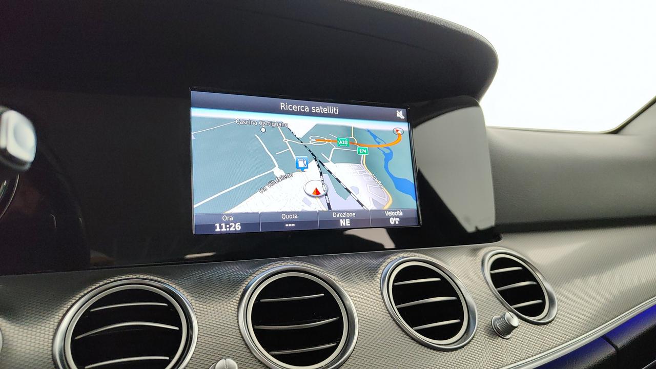 Mercedes-Benz E 220 d Business Sport auto
