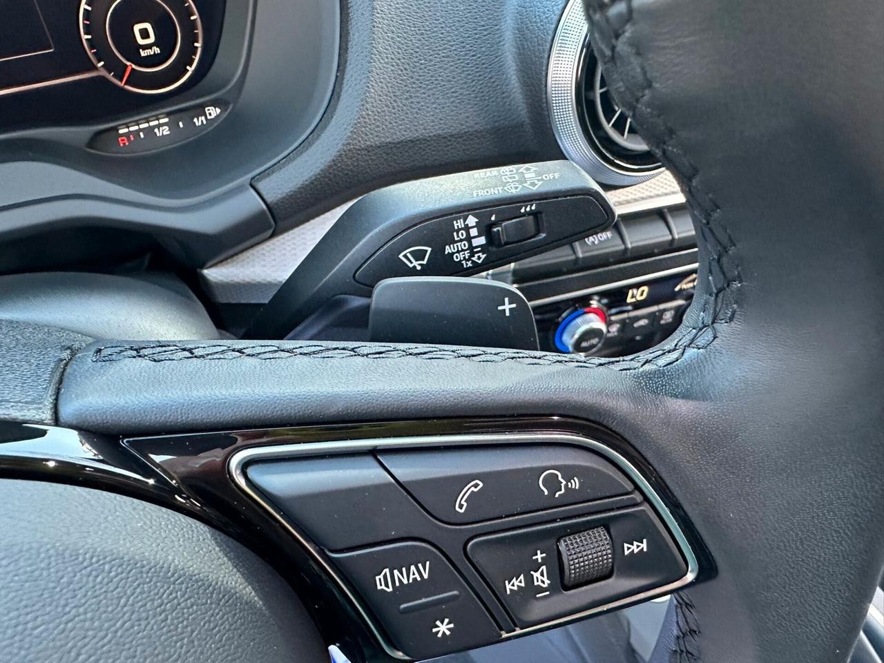 AUDI Q2 S-LINE S-TRONIC 35 TFSI 150CV - UNIPRO - BOOK SERVICE