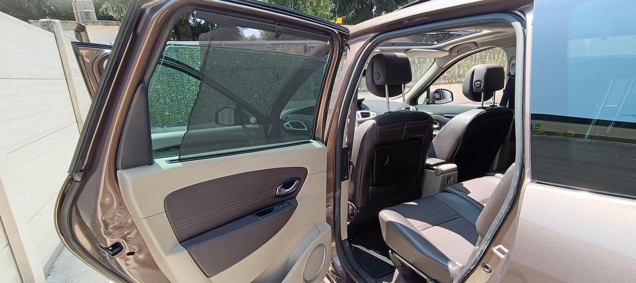 Renault Scenic Scénic 1.4 TCe Luxe 7 POSTI BENZINA 158 MILA KM!!!