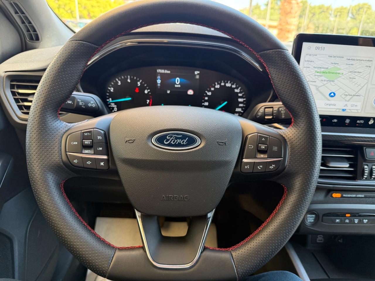 Ford Focus 1.0 EcoBoost Hybrid 125 CV 5p. ST-Line