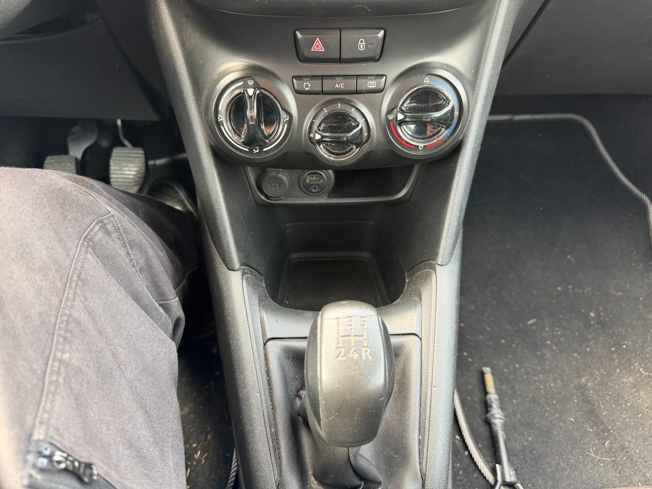 PEUGEOT 208 2015 1.2 BENZINA 82 CV *MOT ROTTO