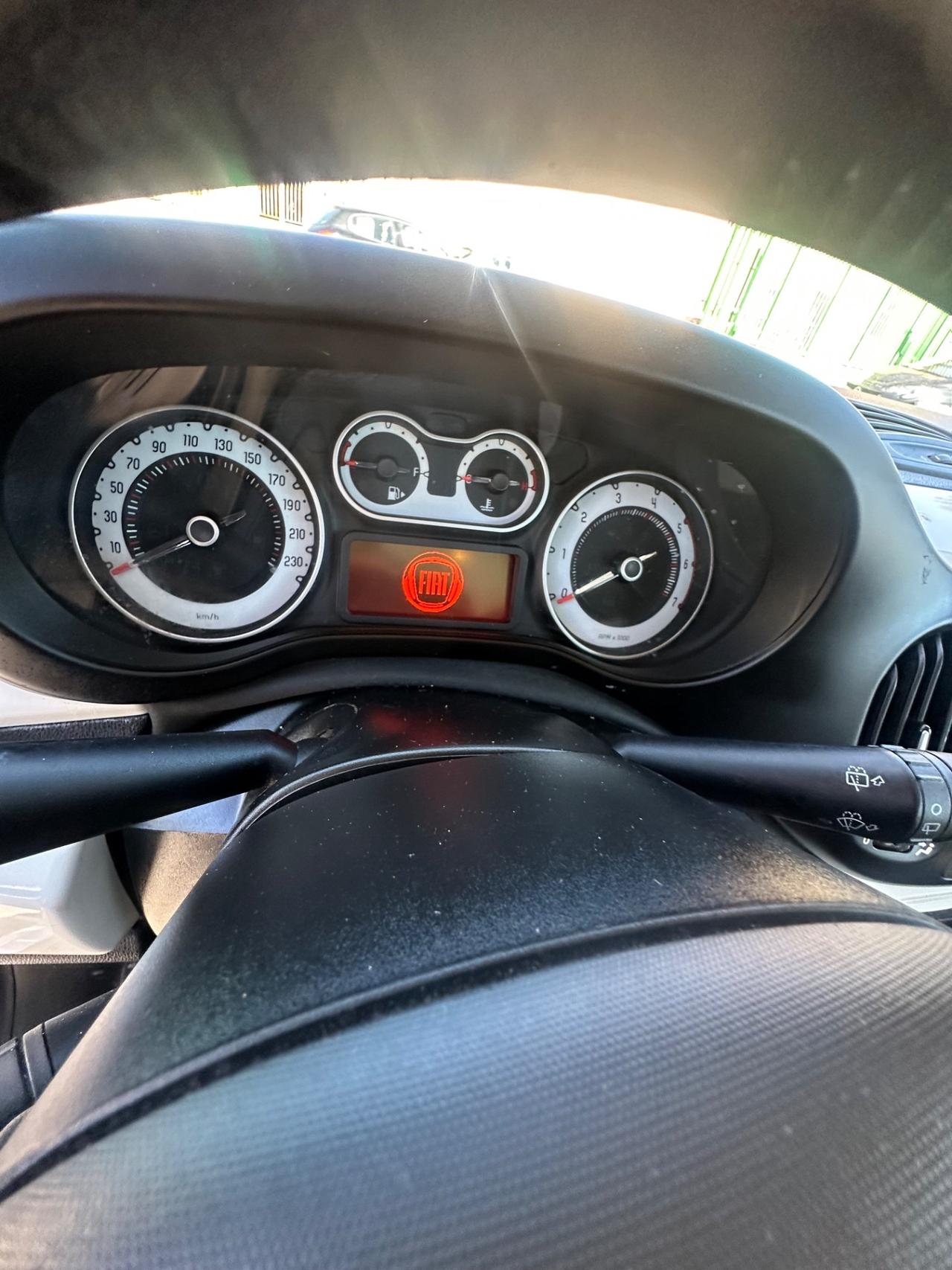 Fiat 500L 1.3 Multijet 95 CV Dualogic Lounge