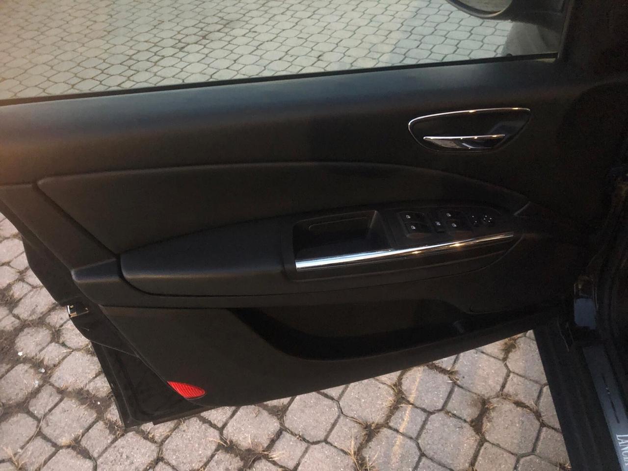 Lancia Delta 1.6 MJT DPF Gold