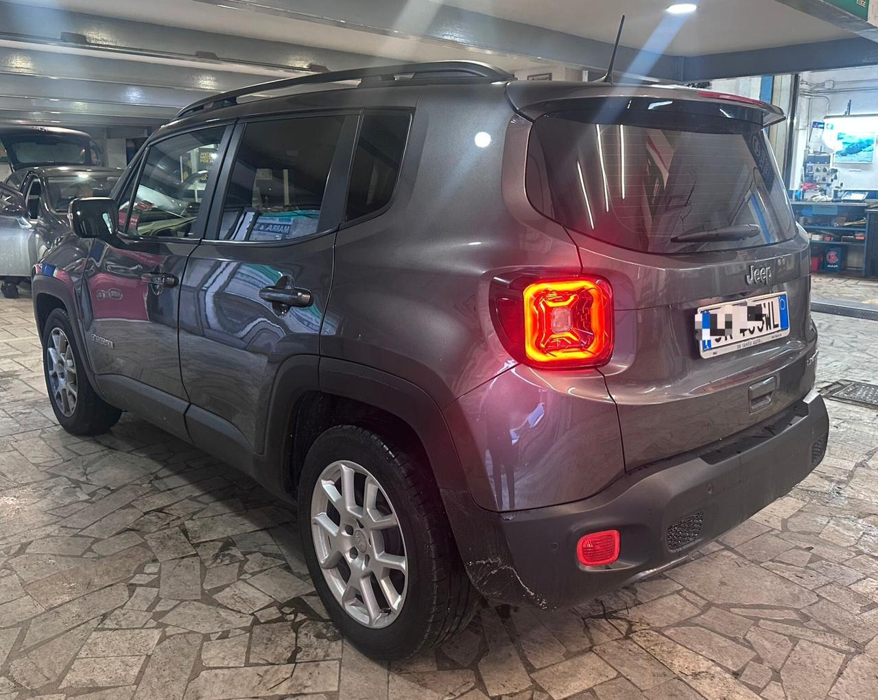 Jeep Renegade 1.3 T4 DDCT Limited