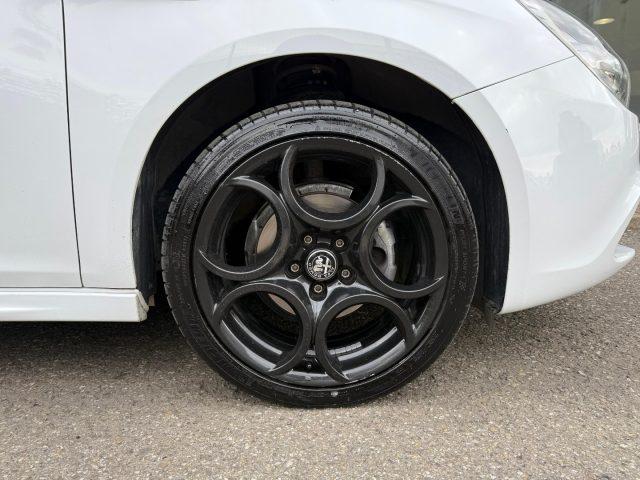 ALFA ROMEO Giulietta 1.6 JTDm 120 CV Super TELEC. - BT - CRUISE C. - 18