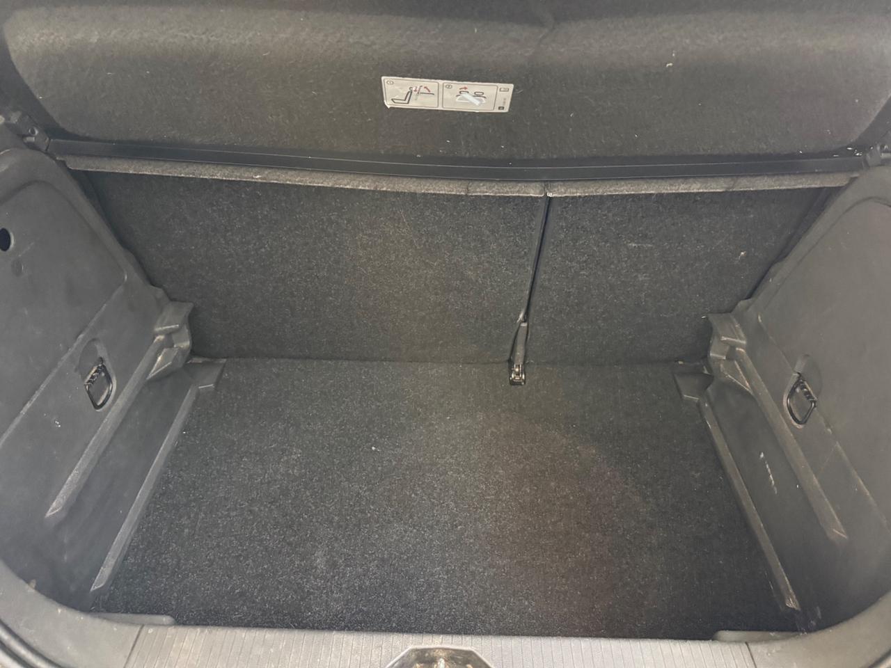Opel Corsa 1.2 3 porte OK NEOPATENTATI