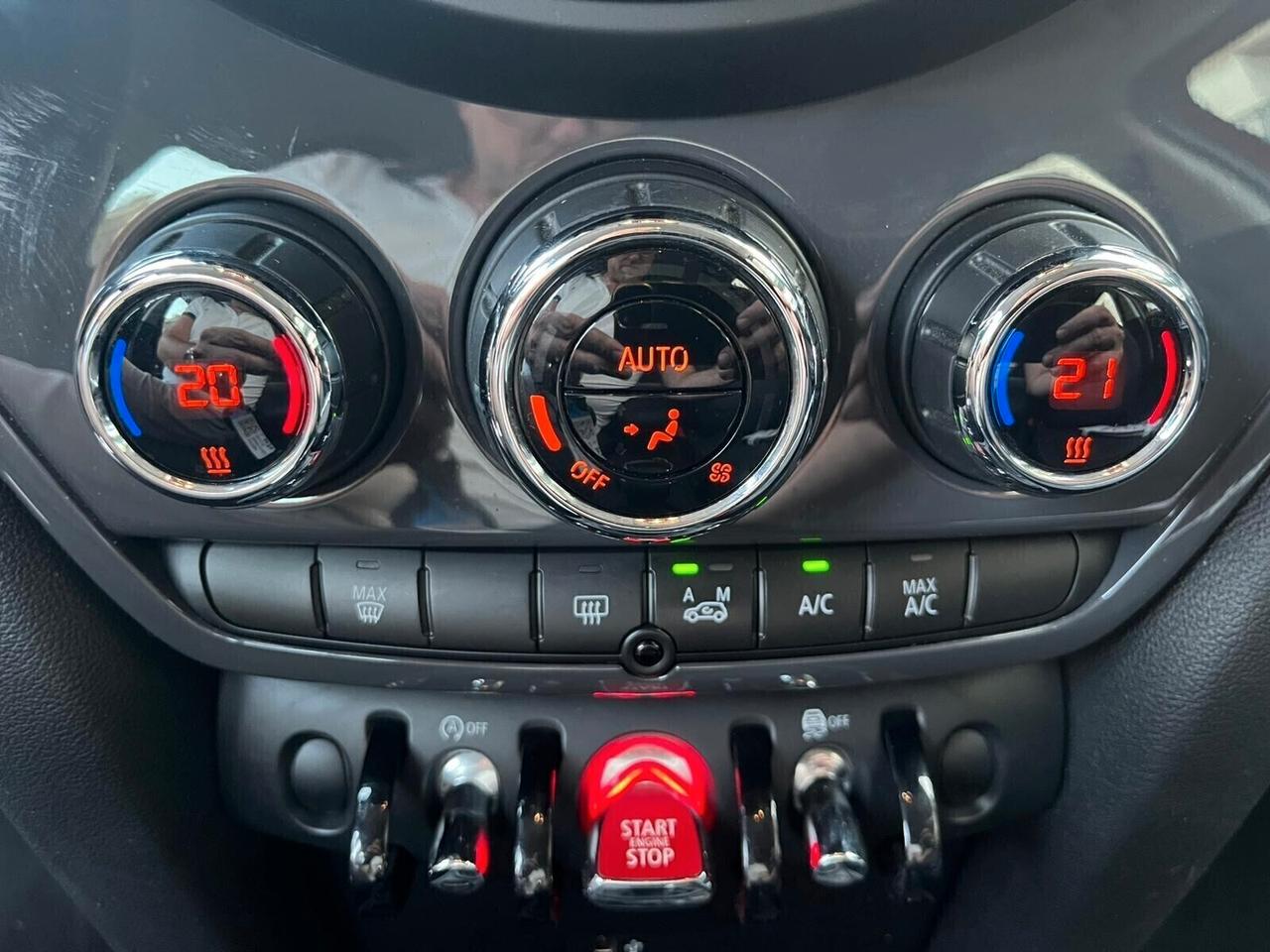 Mini Cooper D Countryman 2.0 D Business BI-COLOR