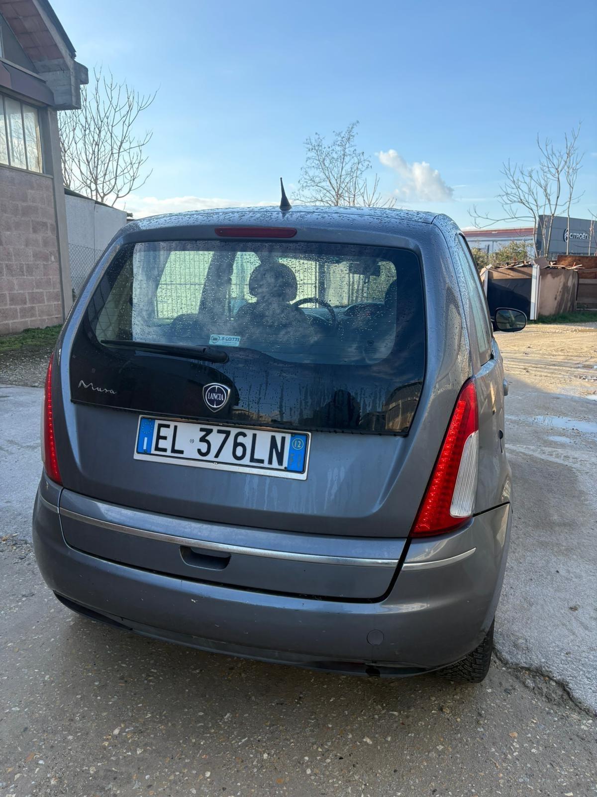 Lancia MUSA 1.4 8V Ecochic (GPL) Gold 2012 207.000 KM