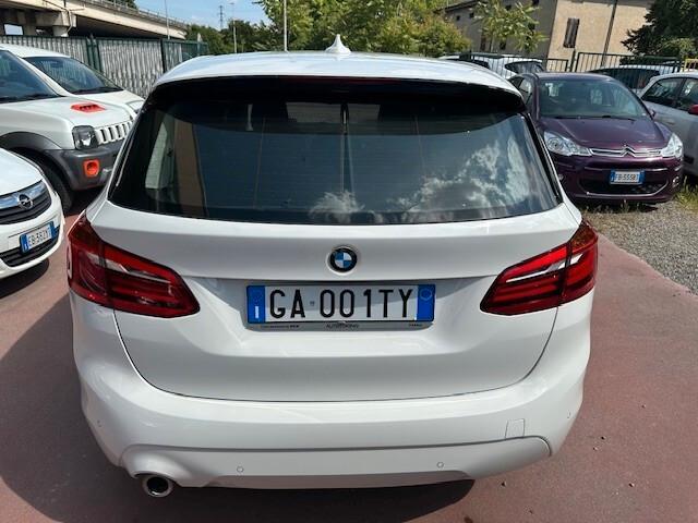 Bmw 2er Active Tourer 218i Active Tourer Sport,