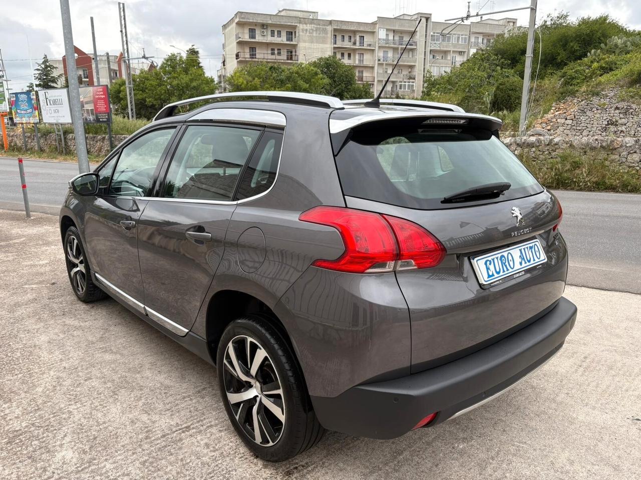 Peugeot 2008 1.6 e-HDi 92 CV Stop&Start Allure