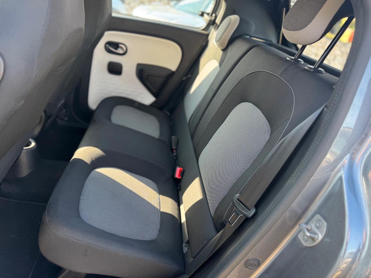 Renault Twingo 1.0cc SCe 65cv Equilibre