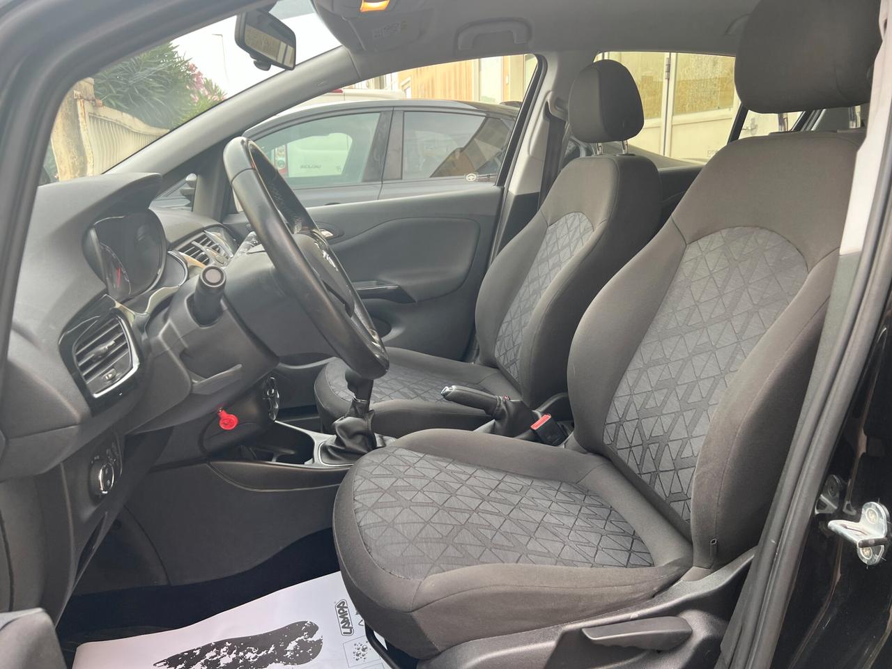 Opel Corsa 1.4 90CV GPL Tech 5 porte 120 Anniversary