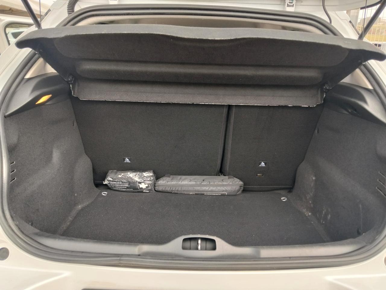 Citroen C4 Cactus BlueHDi 100 S&S Shine Pack