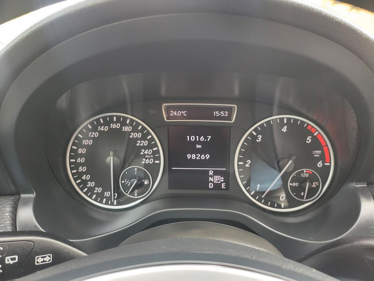 Mercedes-benz A 200 A 200 CDI Automatic