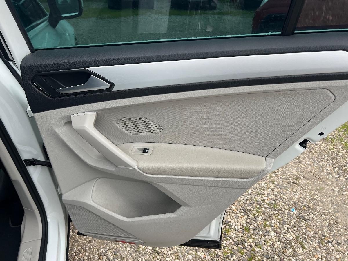 VOLKSWAGEN - Tiguan - 1.6 TDI Business BMT