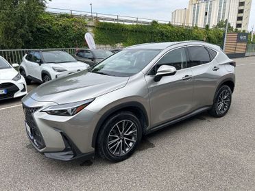 Lexus NX Plug-in 4WD Premium IVA ESPOSTA COMPRESA GARANZIA LEXUS FINO AL 2032